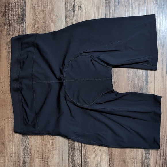 Rhone Padded Bicycle Cycling Shorts Size XL in Black - Picture 2 of 9